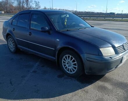 Синий Фольксваген Бора, объемом двигателя 1.6 л и пробегом 200 тыс. км за 3800 $, фото 2 на Automoto.ua