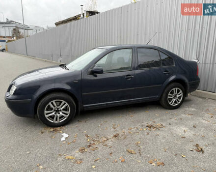 Синій Фольксваген Бора, об'ємом двигуна 1.6 л та пробігом 195 тис. км за 3700 $, фото 3 на Automoto.ua