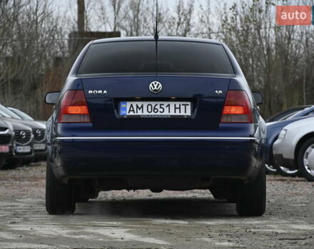 Синій Фольксваген Бора, об'ємом двигуна 1.6 л та пробігом 232 тис. км за 5600 $, фото 9 на Automoto.ua