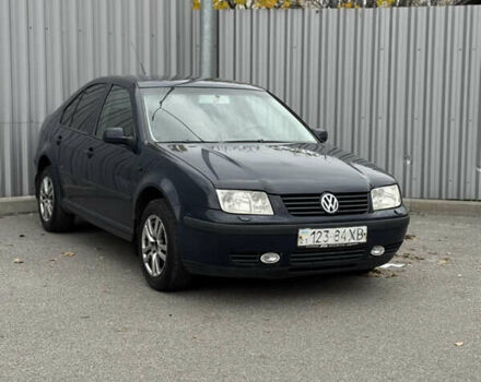 Синій Фольксваген Бора, об'ємом двигуна 1.6 л та пробігом 195 тис. км за 3700 $, фото 1 на Automoto.ua