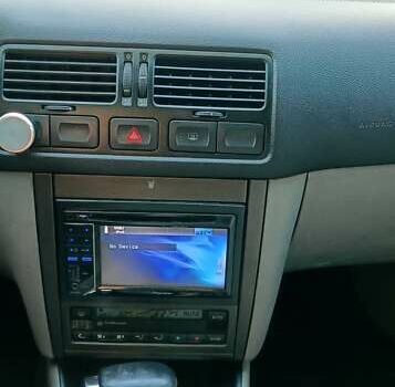 Синий Фольксваген Бора, объемом двигателя 1.6 л и пробегом 185 тыс. км за 5000 $, фото 4 на Automoto.ua