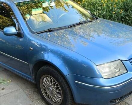 Синий Фольксваген Бора, объемом двигателя 1.6 л и пробегом 185 тыс. км за 5000 $, фото 1 на Automoto.ua