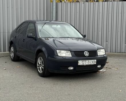 Синий Фольксваген Бора, объемом двигателя 1.6 л и пробегом 270 тыс. км за 3700 $, фото 1 на Automoto.ua