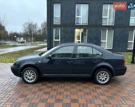 Синий Фольксваген Бора, объемом двигателя 1.6 л и пробегом 298 тыс. км за 3499 $, фото 3 на Automoto.ua