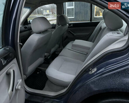 Синий Фольксваген Бора, объемом двигателя 1.6 л и пробегом 298 тыс. км за 3499 $, фото 22 на Automoto.ua