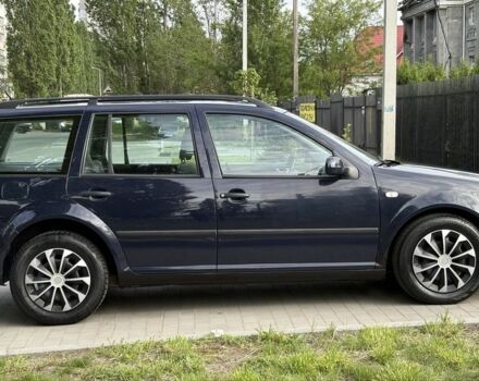 Синій Фольксваген Бора, об'ємом двигуна 2 л та пробігом 200 тис. км за 4444 $, фото 6 на Automoto.ua