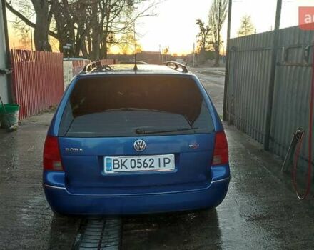 Синий Фольксваген Бора, объемом двигателя 1.9 л и пробегом 349 тыс. км за 4800 $, фото 4 на Automoto.ua