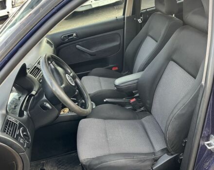 Синій Фольксваген Бора, об'ємом двигуна 1.9 л та пробігом 357 тис. км за 2700 $, фото 6 на Automoto.ua