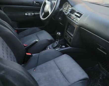 Фольксваген Бора 2001 у Остоге на Automoto.ua Синій Фольксваген Бора, об'ємом двигуна 1.6 л та пробігом 250 тис. км за 3400 $, фото 5 на Automoto.ua