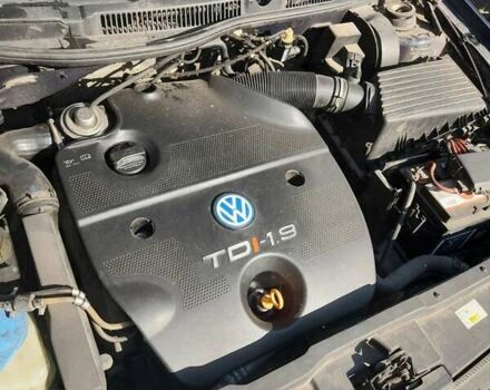 Синій Фольксваген Бора, об'ємом двигуна 1.9 л та пробігом 406 тис. км за 2100 $, фото 5 на Automoto.ua