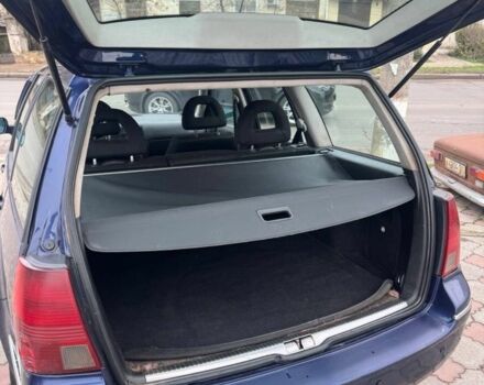 Синій Фольксваген Бора, об'ємом двигуна 1.9 л та пробігом 300 тис. км за 1999 $, фото 11 на Automoto.ua