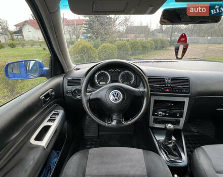 Синий Фольксваген Бора, объемом двигателя 1.6 л и пробегом 263 тыс. км за 3599 $, фото 12 на Automoto.ua