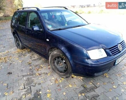 Синий Фольксваген Бора, объемом двигателя 1.6 л и пробегом 192 тыс. км за 4000 $, фото 1 на Automoto.ua