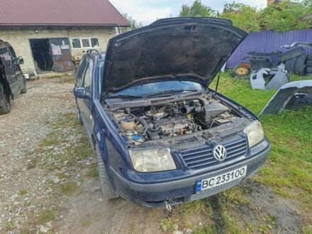 Синий Фольксваген Бора, объемом двигателя 1.9 л и пробегом 354 тыс. км за 1200 $, фото 1 на Automoto.ua