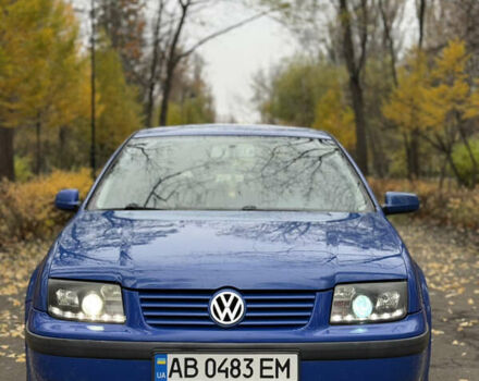 Синий Фольксваген Бора, объемом двигателя 1.6 л и пробегом 380 тыс. км за 3500 $, фото 1 на Automoto.ua