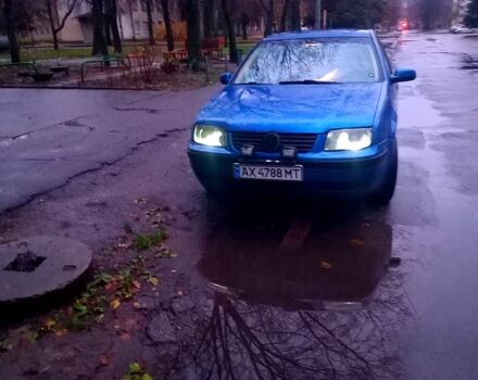 Синий Фольксваген Бора, объемом двигателя 1.6 л и пробегом 0 тыс. км за 3700 $, фото 1 на Automoto.ua