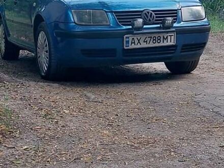 Фольксваген Бора 2000 в Харькове на Automoto.ua Синий Фольксваген Бора, объемом двигателя 1.6 л и пробегом 340 тыс. км за 3599 $, фото 1 на Automoto.ua