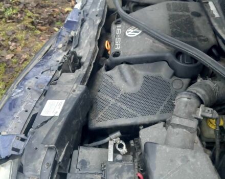 Синий Фольксваген Бора, объемом двигателя 1.6 л и пробегом 290 тыс. км за 2000 $, фото 1 на Automoto.ua