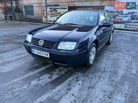 Синій Фольксваген Бора, об'ємом двигуна 1.6 л та пробігом 171 тис. км за 3999 $, фото 1 на Automoto.ua