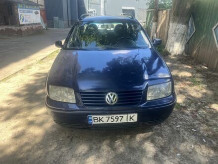 Фольксваген Бора 2001 у Рівному на Automoto.ua Синій Фольксваген Бора, об'ємом двигуна 1.9 л та пробігом 400 тис. км за 3300 $, фото 1 на Automoto.ua