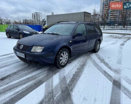 Синий Фольксваген Бора, объемом двигателя 1.9 л и пробегом 333 тыс. км за 2800 $, фото 1 на Automoto.ua