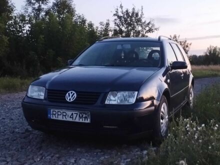 Синій Фольксваген Бора, об'ємом двигуна 1.9 л та пробігом 406 тис. км за 2100 $, фото 1 на Automoto.ua