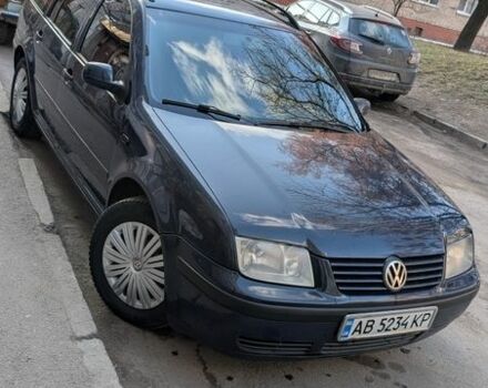 Синий Фольксваген Бора, объемом двигателя 1.9 л и пробегом 362 тыс. км за 3900 $, фото 1 на Automoto.ua