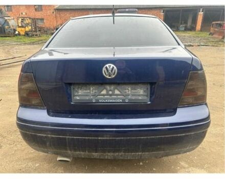 Синий Фольксваген Бора, объемом двигателя 1.6 л и пробегом 2 тыс. км за 999 $, фото 1 на Automoto.ua