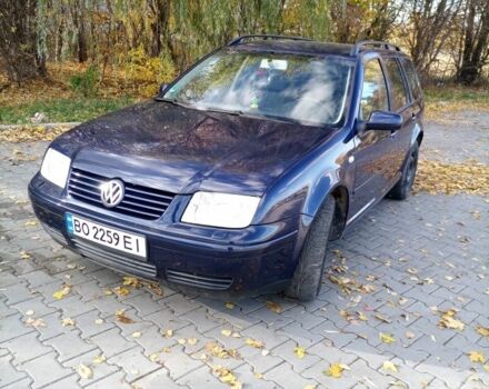 Синій Фольксваген Бора, об'ємом двигуна 1.6 л та пробігом 192 тис. км за 4000 $, фото 1 на Automoto.ua