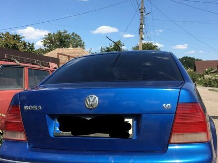 Синій Фольксваген Бора, об'ємом двигуна 1.6 л та пробігом 352 тис. км за 2900 $, фото 1 на Automoto.ua