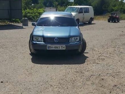 Синий Фольксваген Бора, объемом двигателя 1.6 л и пробегом 250 тыс. км за 5500 $, фото 1 на Automoto.ua