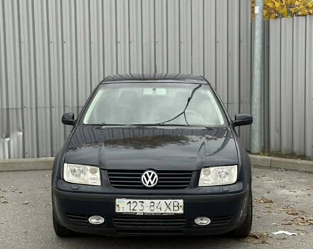 Синій Фольксваген Бора, об'ємом двигуна 1.6 л та пробігом 195 тис. км за 3700 $, фото 1 на Automoto.ua