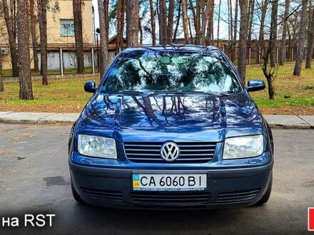 Фольксваген Бора 2004 у Черкасах на Automoto.ua Синій Фольксваген Бора, об'ємом двигуна 1.6 л та пробігом 214 тис. км за 3650 $, фото 1 на Automoto.ua