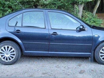 Фольксваген Бора 2004 в Тернополе на Automoto.ua Синий Фольксваген Бора, объемом двигателя 1.6 л и пробегом 193 тыс. км за 4600 $, фото 1 на Automoto.ua