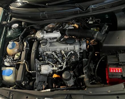 Зелений Фольксваген Бора, об'ємом двигуна 1.9 л та пробігом 410 тис. км за 4000 $, фото 10 на Automoto.ua