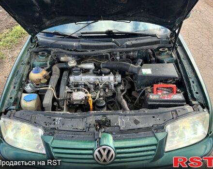 Фольксваген Бора 1998 у Малой Виске на Automoto.ua Зелений Фольксваген Бора, об'ємом двигуна 1.9 л та пробігом 296 тис. км за 4200 $, фото 5 на Automoto.ua