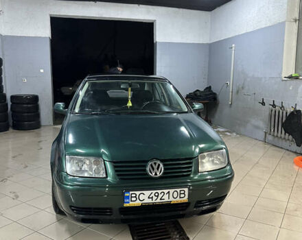 Зеленый Фольксваген Бора, объемом двигателя 1.6 л и пробегом 340 тыс. км за 2650 $, фото 7 на Automoto.ua
