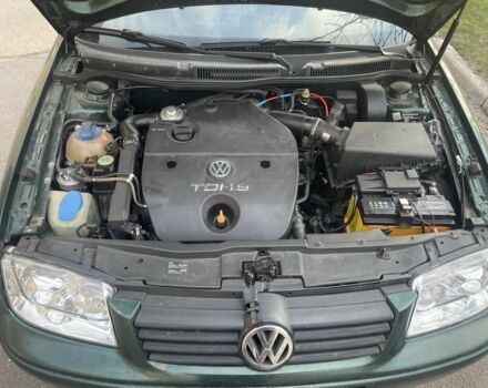 Зелений Фольксваген Бора, об'ємом двигуна 1.9 л та пробігом 380 тис. км за 4500 $, фото 5 на Automoto.ua