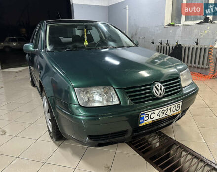 Зеленый Фольксваген Бора, объемом двигателя 1.6 л и пробегом 340 тыс. км за 2650 $, фото 1 на Automoto.ua
