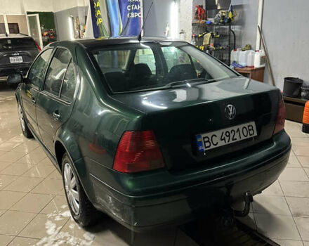 Зеленый Фольксваген Бора, объемом двигателя 1.6 л и пробегом 340 тыс. км за 2650 $, фото 2 на Automoto.ua