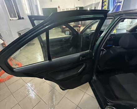 Зеленый Фольксваген Бора, объемом двигателя 1.6 л и пробегом 340 тыс. км за 2650 $, фото 20 на Automoto.ua