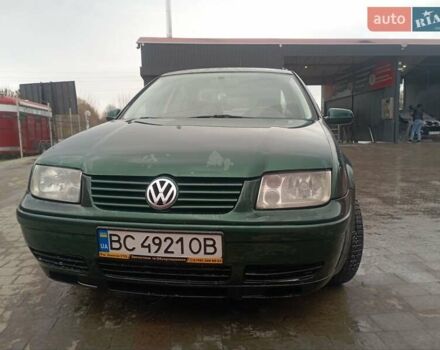 Зеленый Фольксваген Бора, объемом двигателя 1.6 л и пробегом 344 тыс. км за 2699 $, фото 2 на Automoto.ua