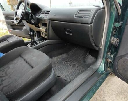 Зеленый Фольксваген Бора, объемом двигателя 0 л и пробегом 310 тыс. км за 4150 $, фото 10 на Automoto.ua