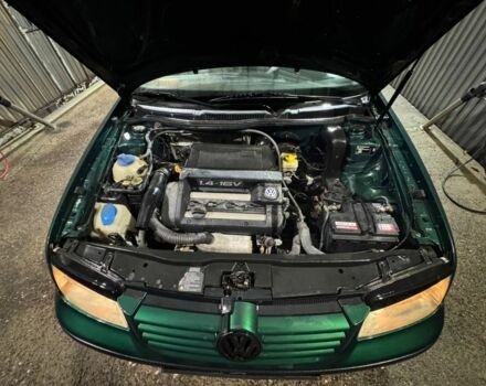 Зеленый Фольксваген Бора, объемом двигателя 1.4 л и пробегом 140 тыс. км за 800 $, фото 6 на Automoto.ua