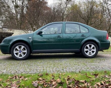 Зеленый Фольксваген Бора, объемом двигателя 1.6 л и пробегом 300 тыс. км за 3500 $, фото 4 на Automoto.ua