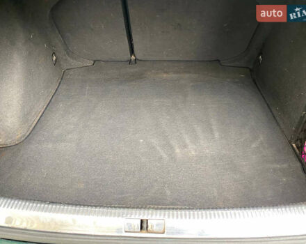 Зелений Фольксваген Бора, об'ємом двигуна 1.62 л та пробігом 300 тис. км за 3500 $, фото 11 на Automoto.ua