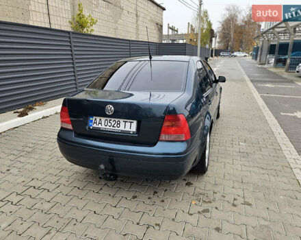 Зеленый Фольксваген Бора, объемом двигателя 1.6 л и пробегом 283 тыс. км за 4200 $, фото 1 на Automoto.ua