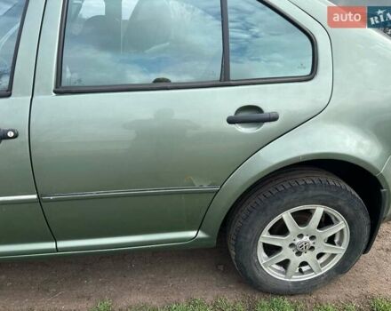 Зеленый Фольксваген Бора, объемом двигателя 1.6 л и пробегом 380 тыс. км за 4200 $, фото 11 на Automoto.ua