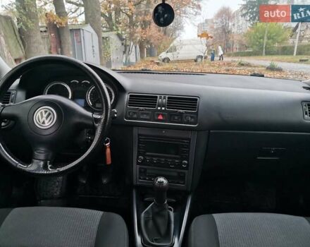Зеленый Фольксваген Бора, объемом двигателя 1.6 л и пробегом 251 тыс. км за 5200 $, фото 8 на Automoto.ua
