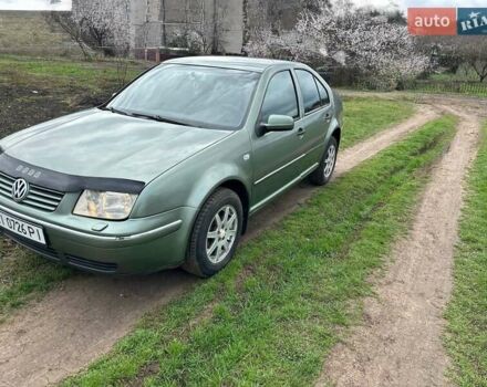 Зеленый Фольксваген Бора, объемом двигателя 1.6 л и пробегом 380 тыс. км за 4200 $, фото 5 на Automoto.ua